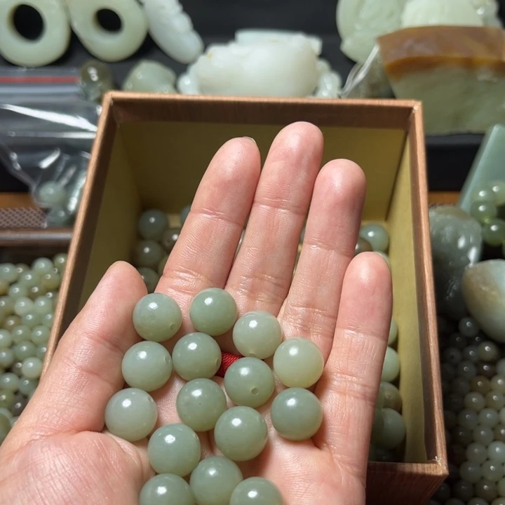 和田玉（糖玉）未镶嵌挂件@*可