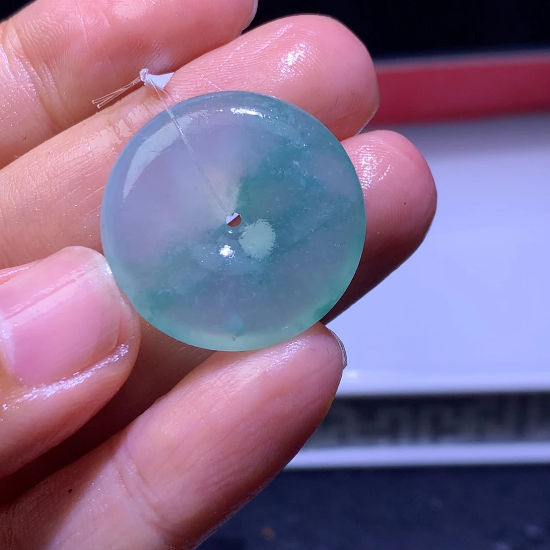 p***e定制翡翠未镶嵌我