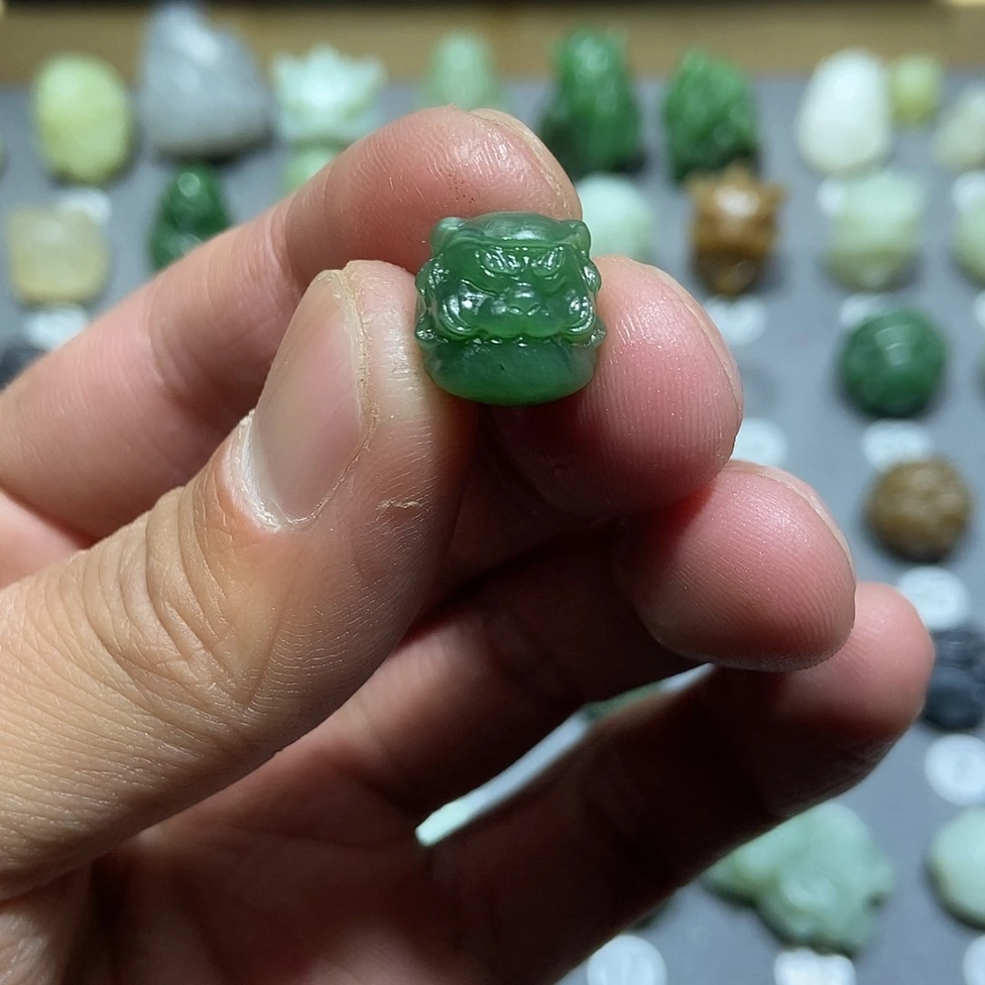 和田玉颈饰未镶嵌般*?定制