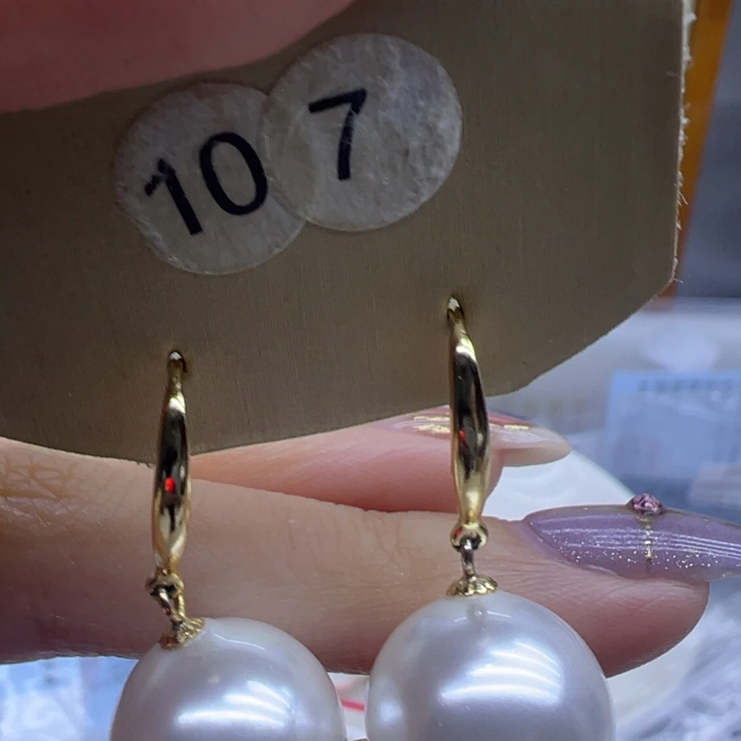 淡水珍珠银S925镶嵌耳饰