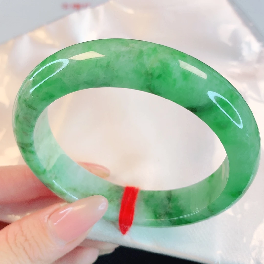 翡翠手镯未镶嵌59.3圈口