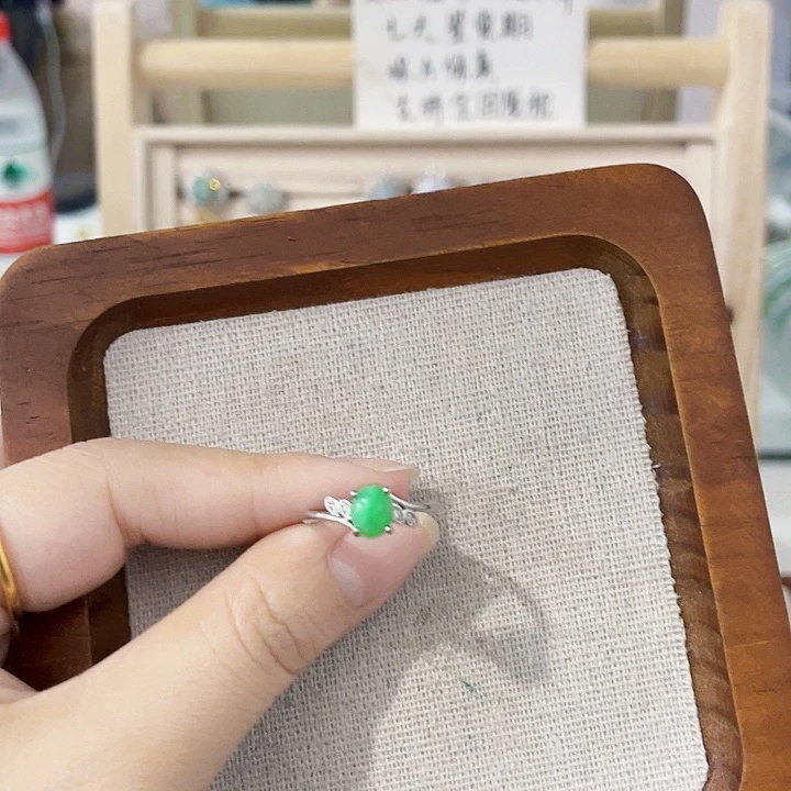 翡翠未镶嵌颈饰天然翡翠Ａ货