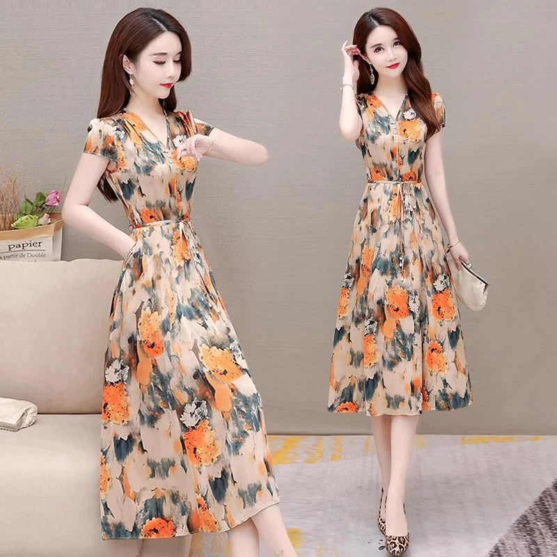高档品牌连衣裙女2025新款夏时尚高端气质高级感贵妇人中年妈妈裙