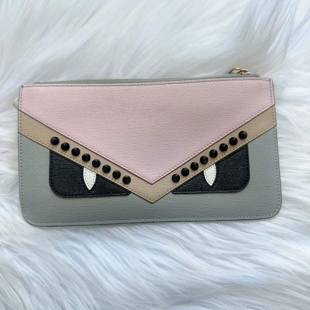 95新 FENDI/芬迪 芬迪拼色时尚百搭钱包