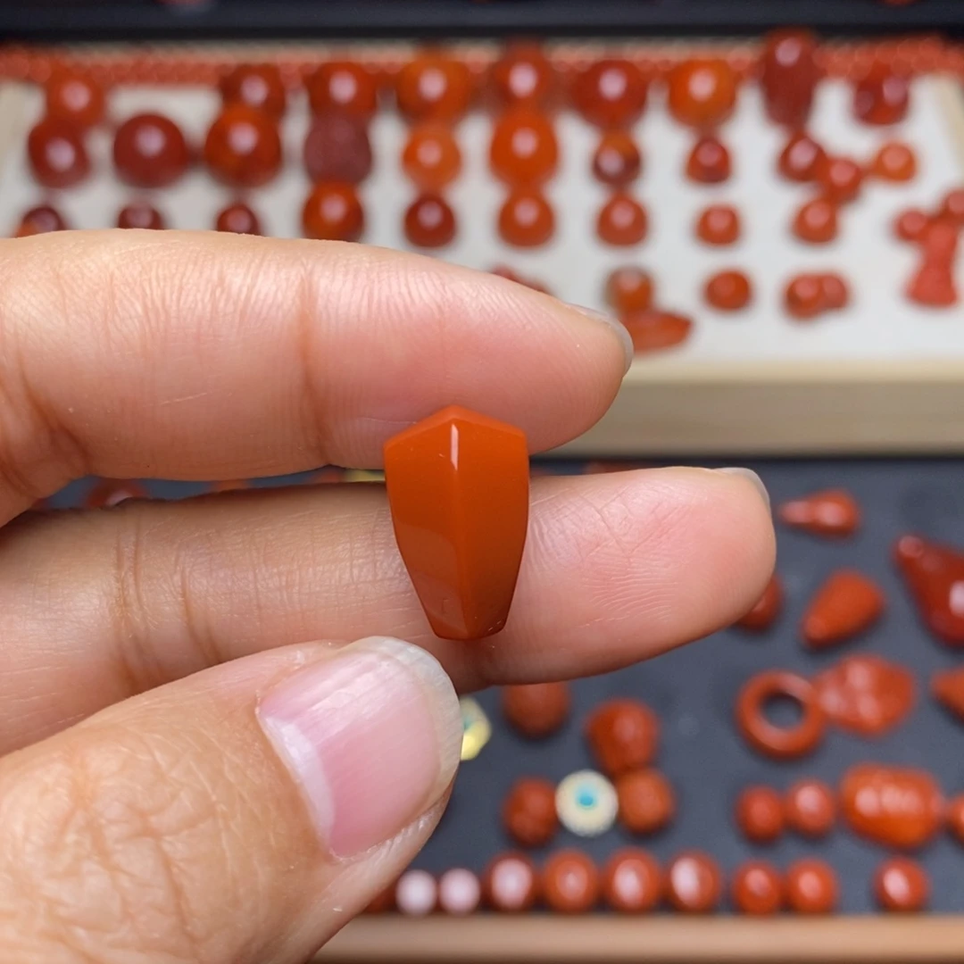 南红玛瑙配饰未镶嵌姝三通