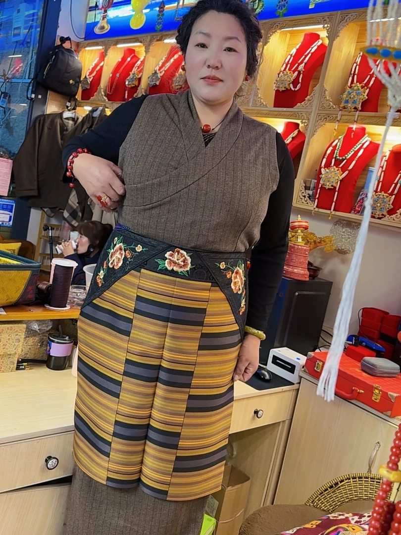 冬季新款氆氇帮典围裙琼吉啦同款