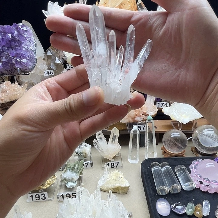 马达加斯加白水晶