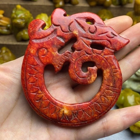 蛇纹石玉未镶嵌颈饰79