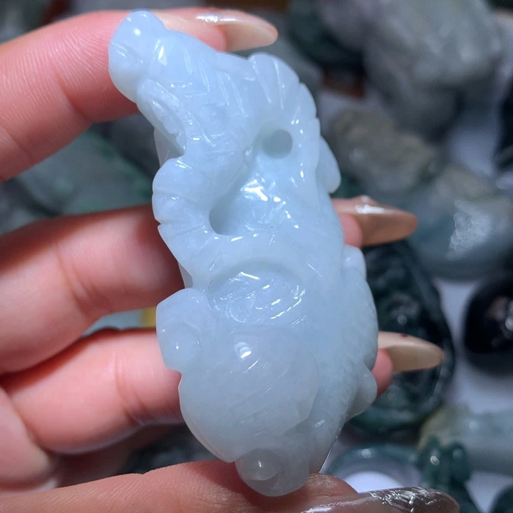 翡翠未镶嵌颈饰保真天然A货翡翠
