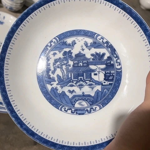 陶瓷8寸深窝盘一个陶瓷