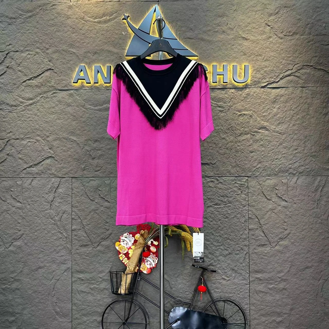 68  夏款必备玫红色时尚上档次洋气高档中长款连衣裙