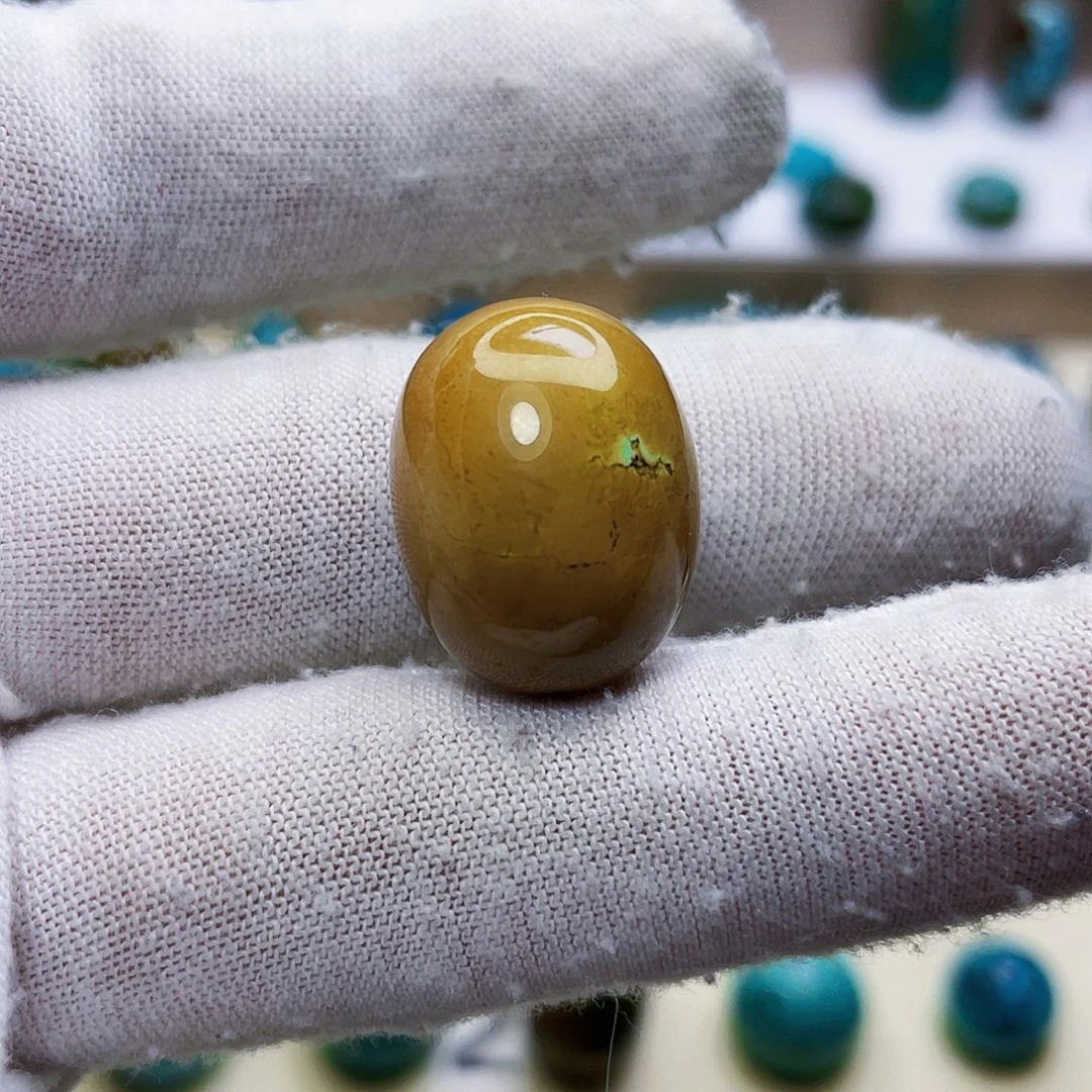 绿松石未镶嵌饰品