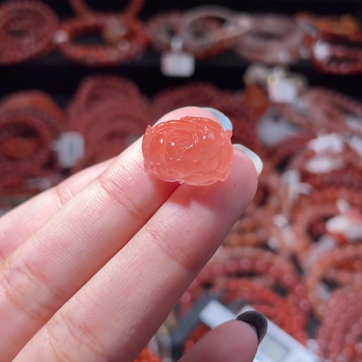 南红玛瑙未镶嵌牡丹花1672打孔备注