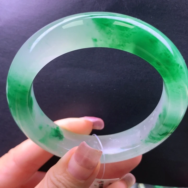 石英质玉未镶嵌手镯57