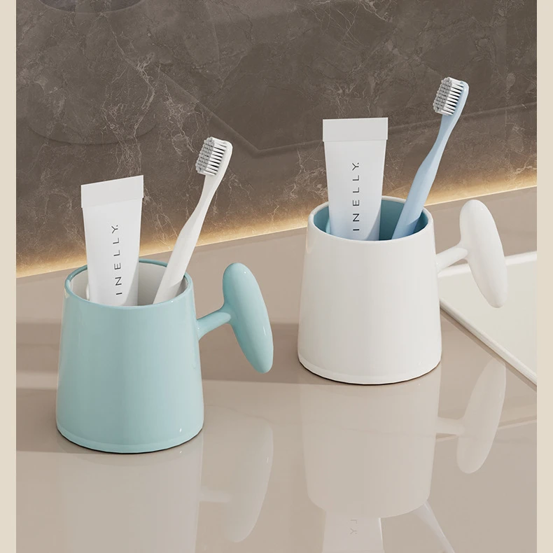 高级感创意高端加厚刷牙杯子家用握式情侣pp塑料漱口杯牙杯简约