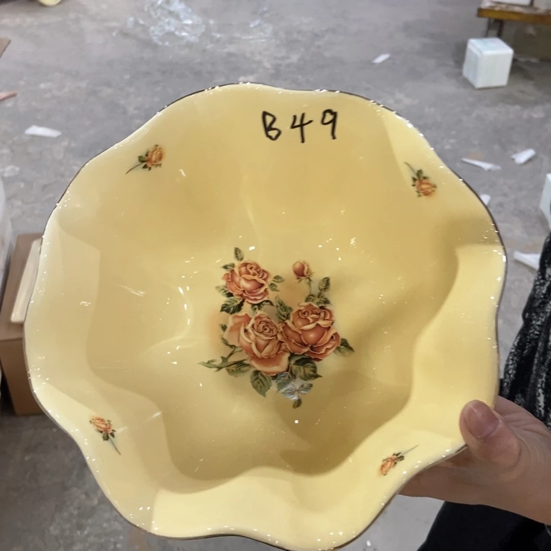 星博陶瓷……………………………………