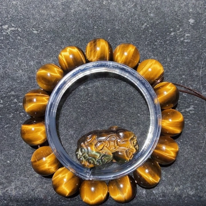 木变石（虎睛石）手链未镶嵌三****?