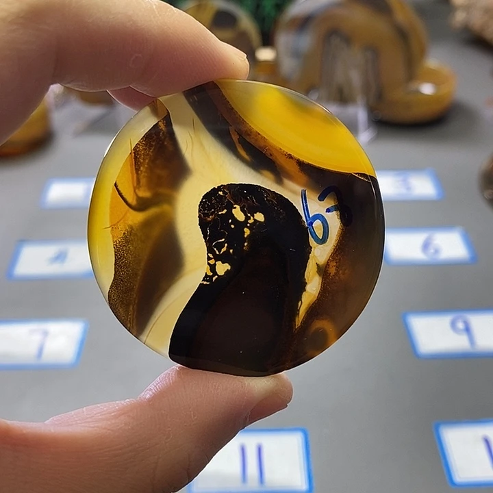 玛瑙/玉髓未镶嵌珠宝半成品