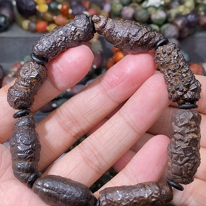 未镶嵌玛瑙/玉髓珠宝奇石