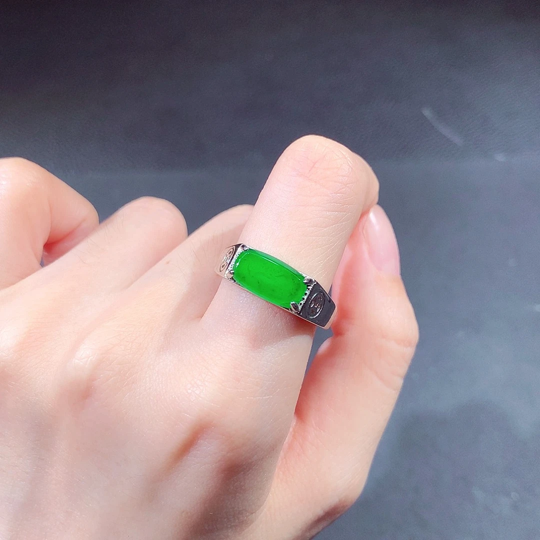 未镶嵌戒指翡翠翡翠