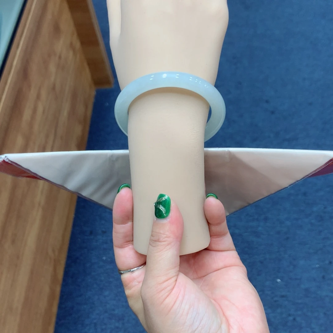 未镶嵌手镯翡翠买断