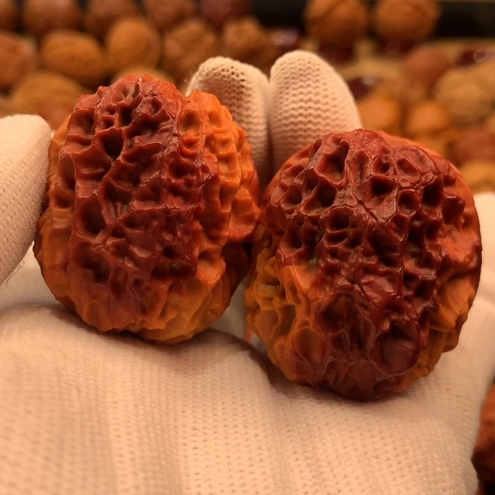 梧***海吊坠文玩核桃42………