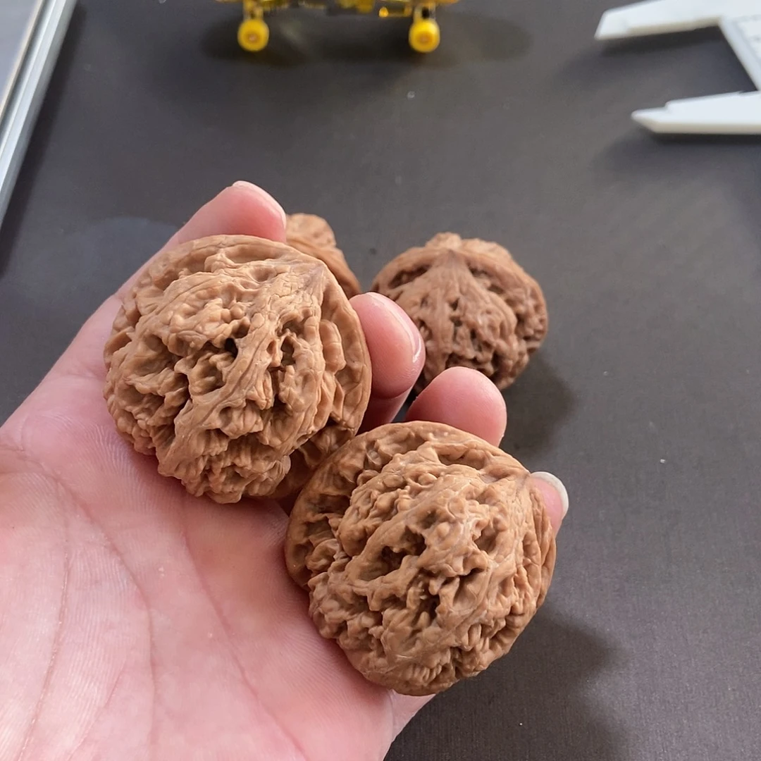 w***6文玩核桃吊坠粗筋