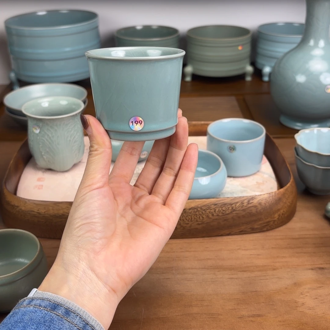 编号199仿古釉杯子