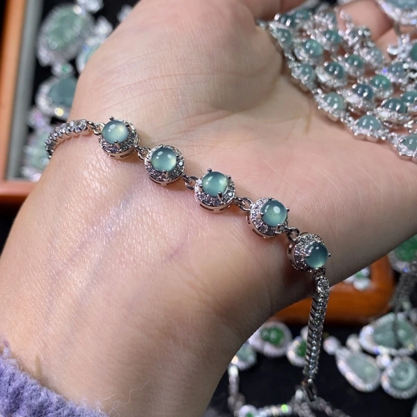 【闪购商品】翡翠颈饰未镶嵌天然