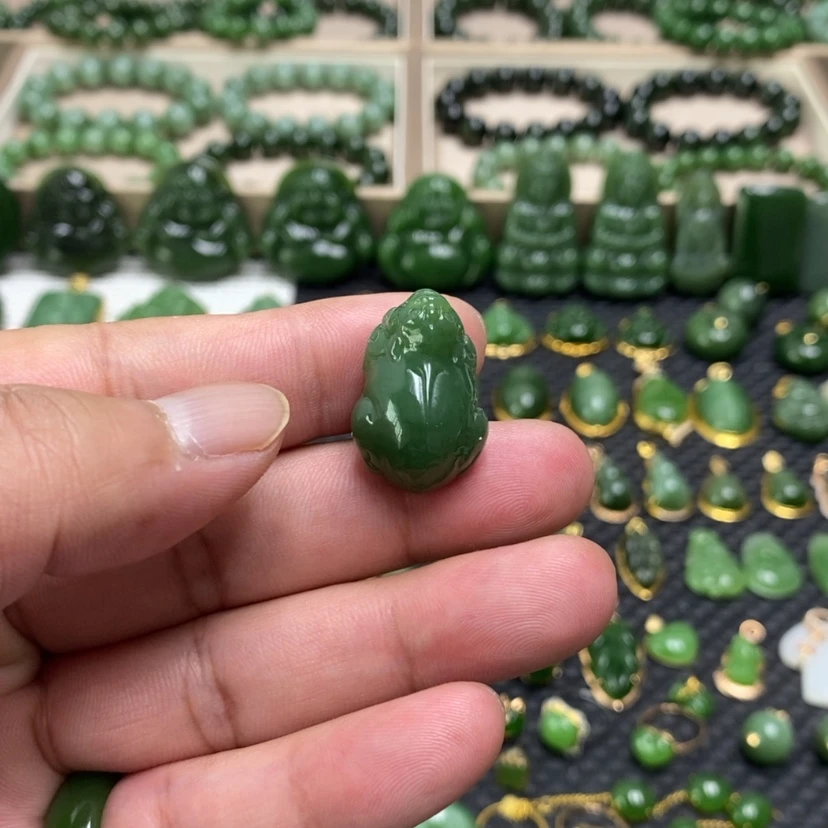 【闪购商品】和田玉（碧玉）未镶嵌颈饰