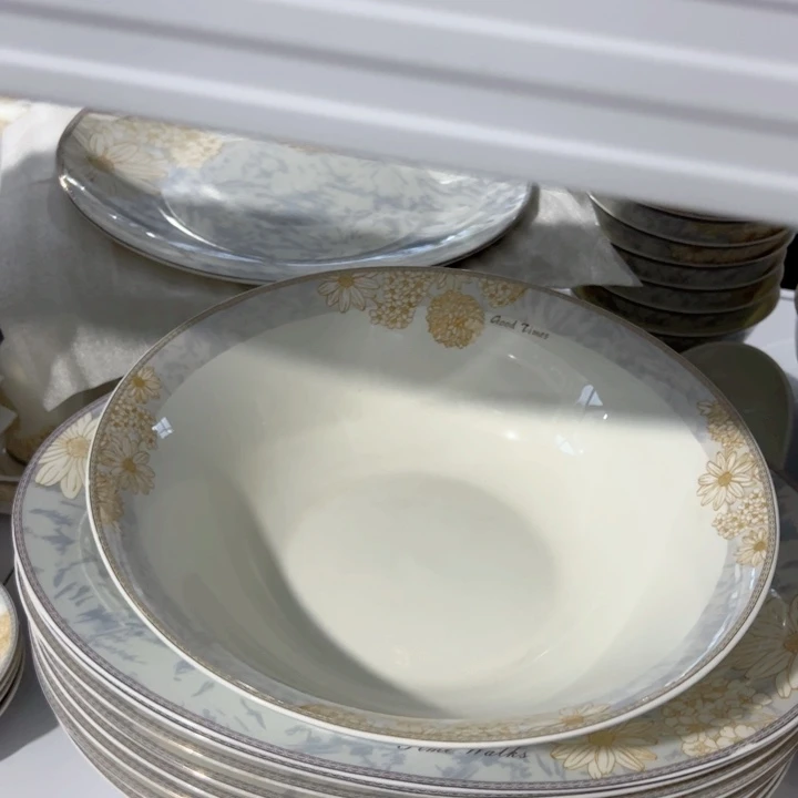 瓷美好时光九英寸汤碗三个