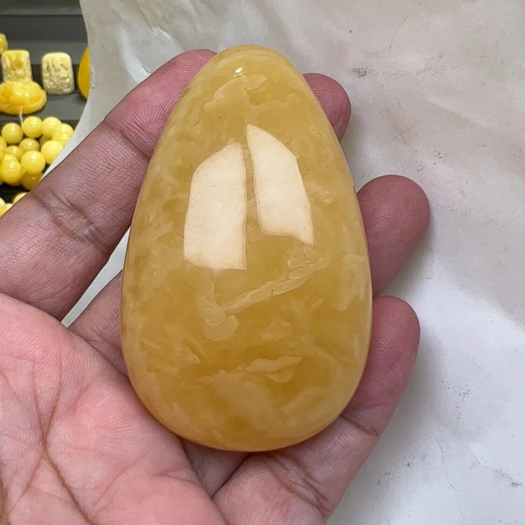 【闪购商品】琥珀裸石未镶嵌44克