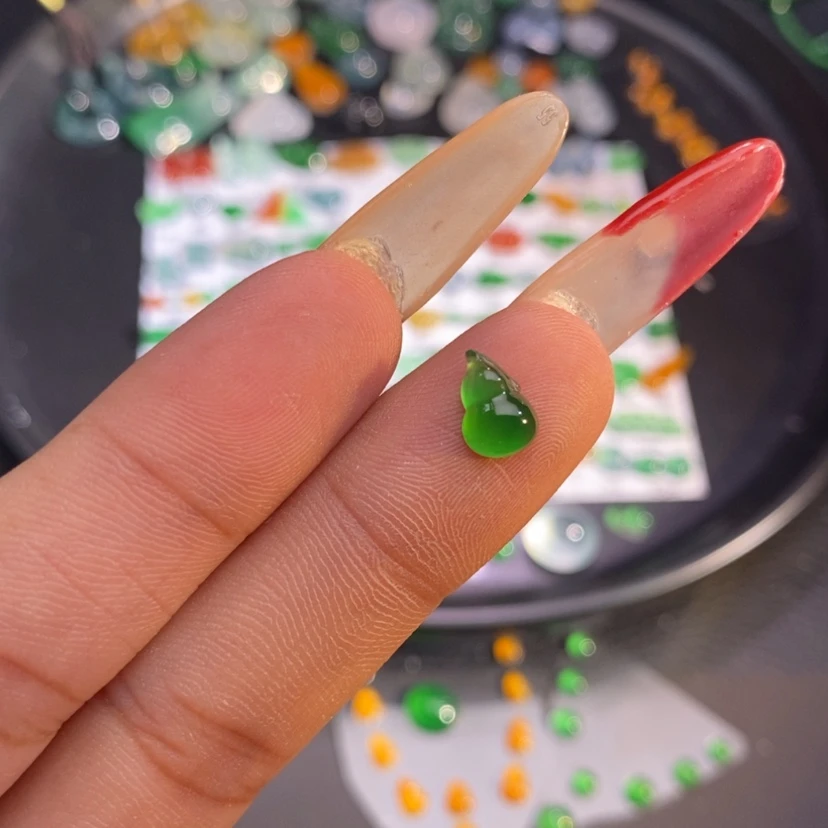 【闪购商品】翡翠挂件未镶嵌葫芦