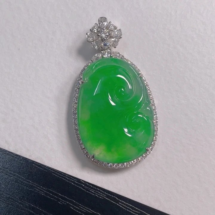 翡翠18K金镶嵌吊坠(不含链)