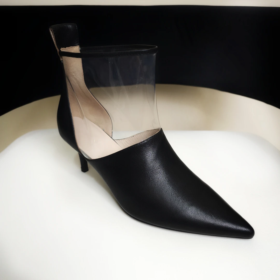 MONICA 细跟鞋尖头高跟黑色短靴
