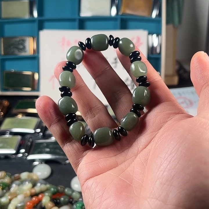 未镶嵌和田玉珠宝半成品