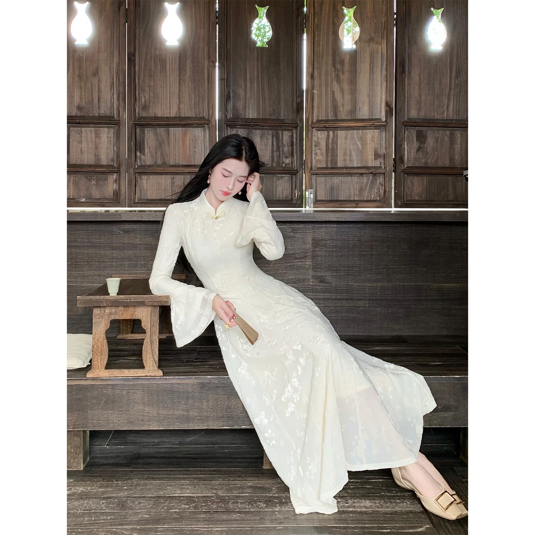 凌茜恣禾【婉笙】国风新中式植绒立领喇叭袖长裙复古改良旗袍连衣裙