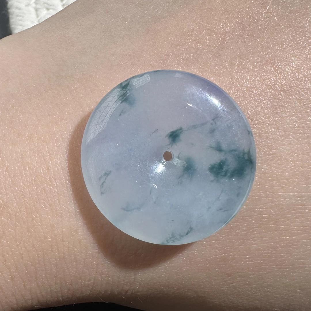 翡翠A货冰种飘花平安扣