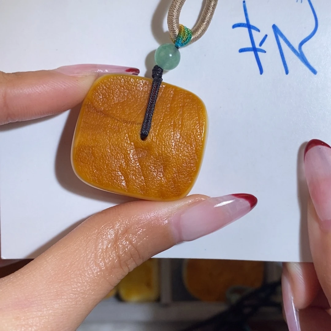 定制琥珀未镶嵌琥珀