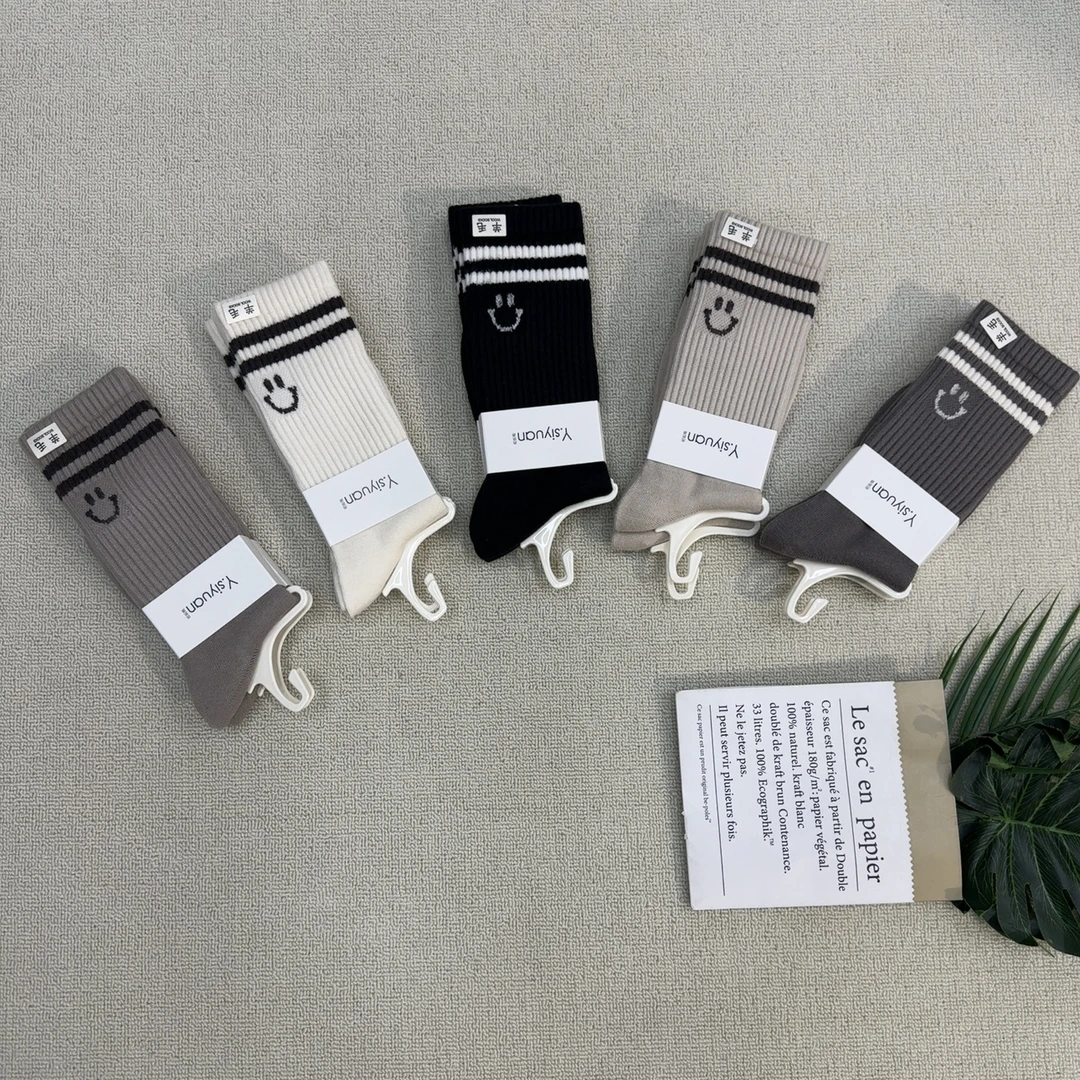 【小妹店】女款条纹笑脸精纺羊绒袜（5双装）