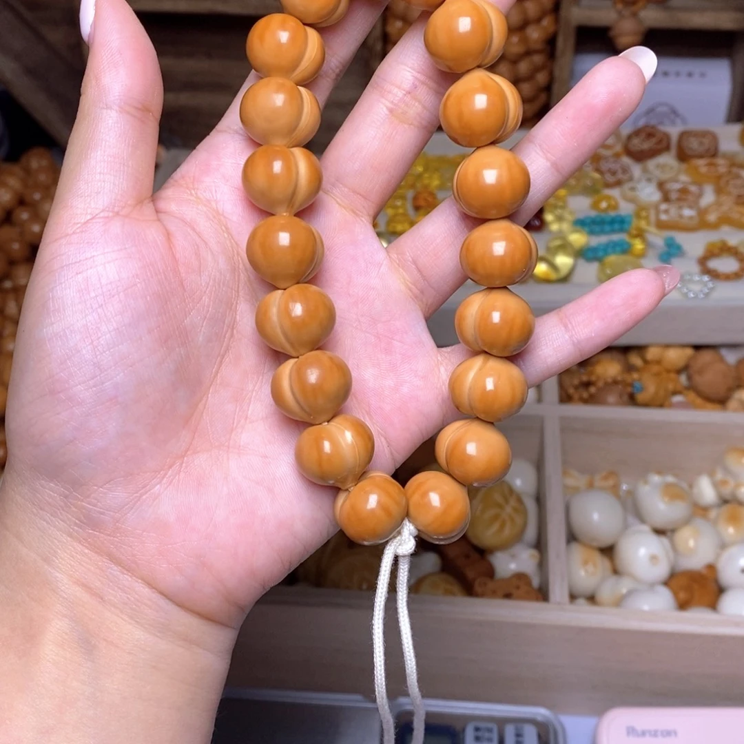 猴头核桃吊坠15柯基肥臀