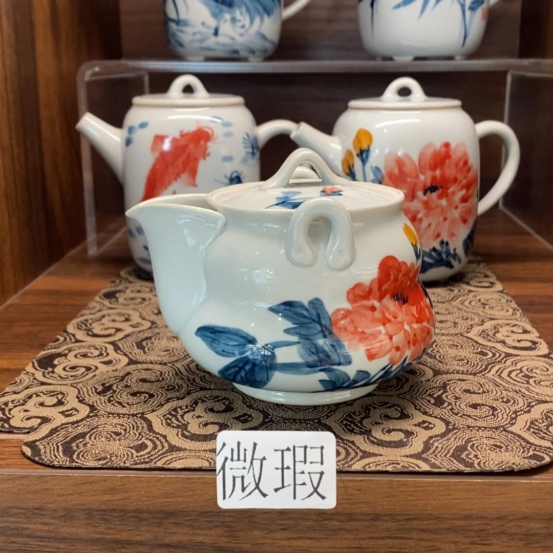 釉下手绘茶具微瑕