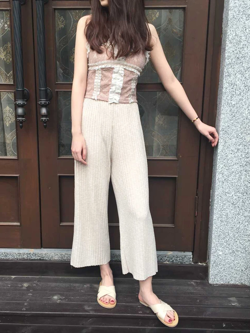 2025年夏新款外穿时尚软底沙滩拖鞋女交叉带ins潮平底凉拖女
