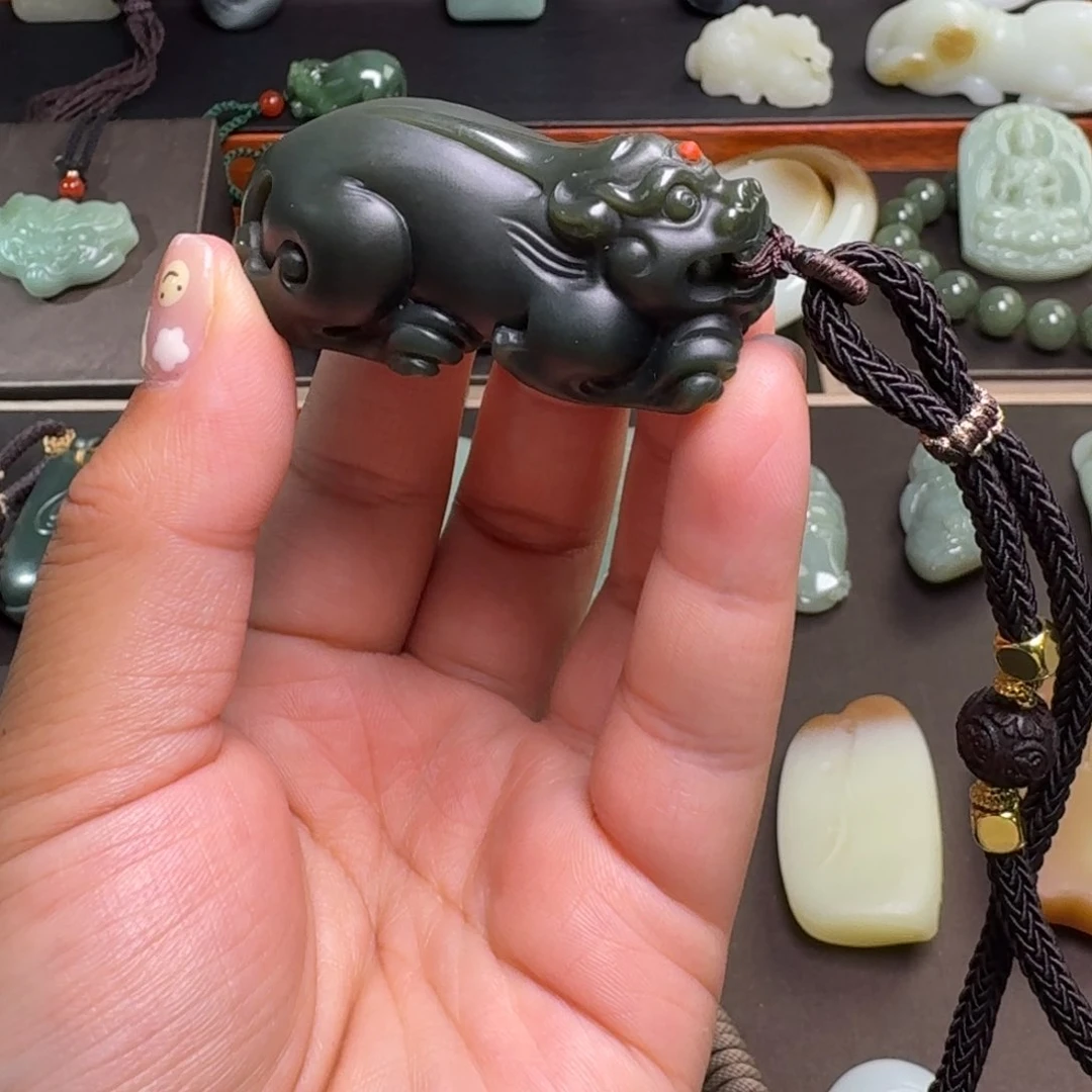 和田玉未镶嵌挂件青玉把件