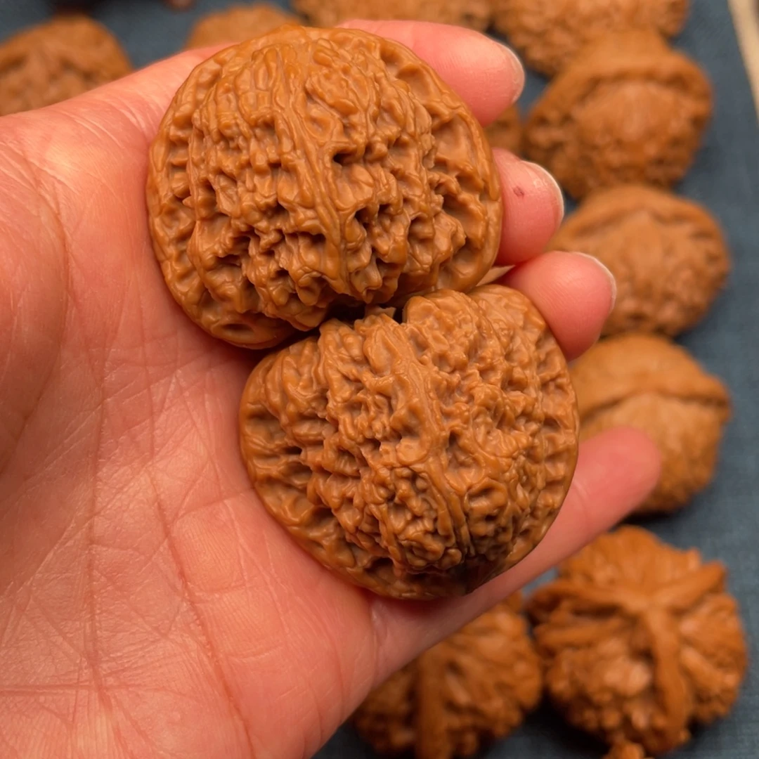 把件文玩核桃40三角疆