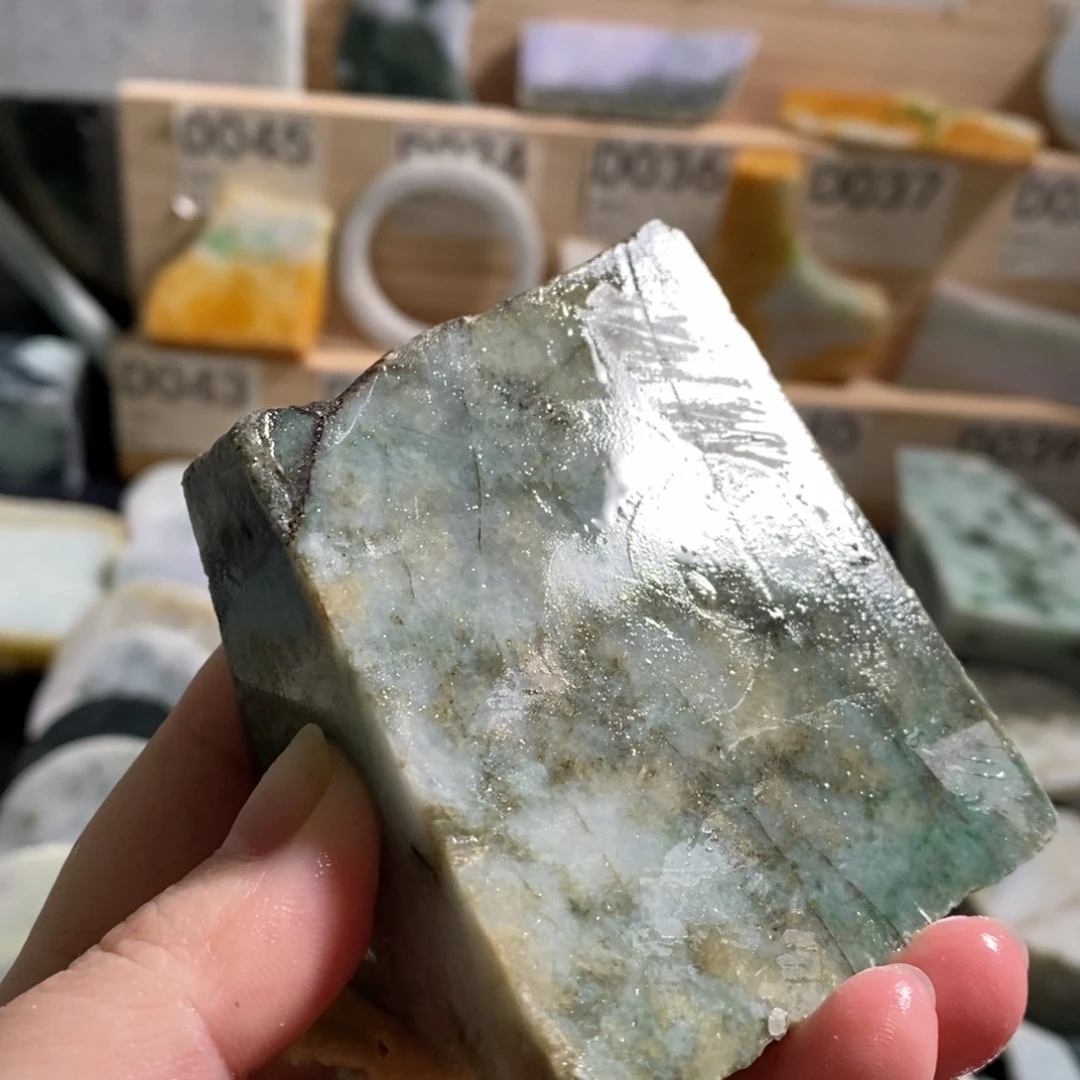 颈饰未镶嵌翡翠天然翡翠