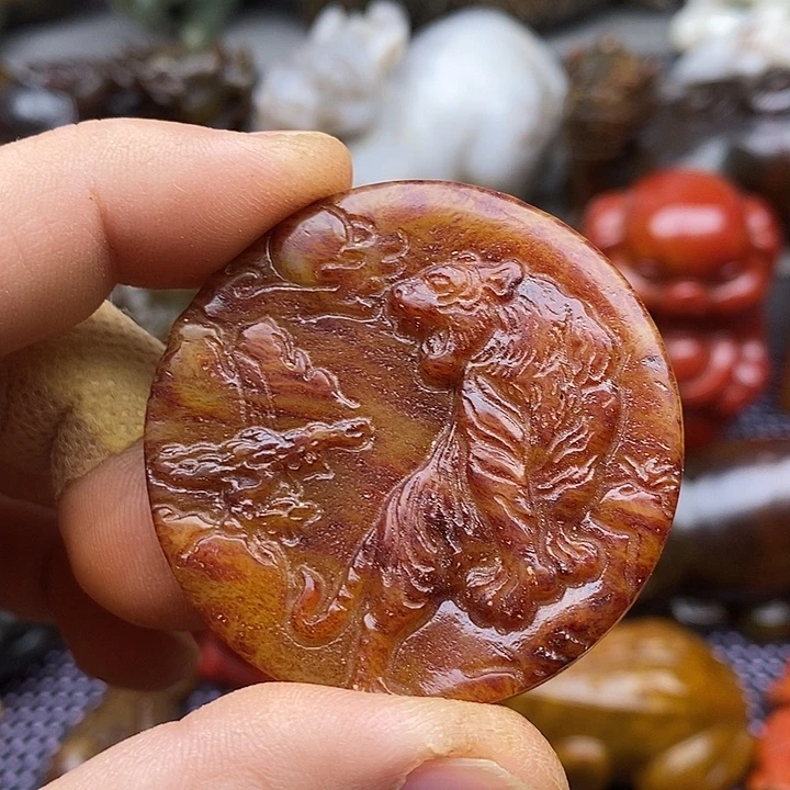 未镶嵌蛇纹石玉颈饰