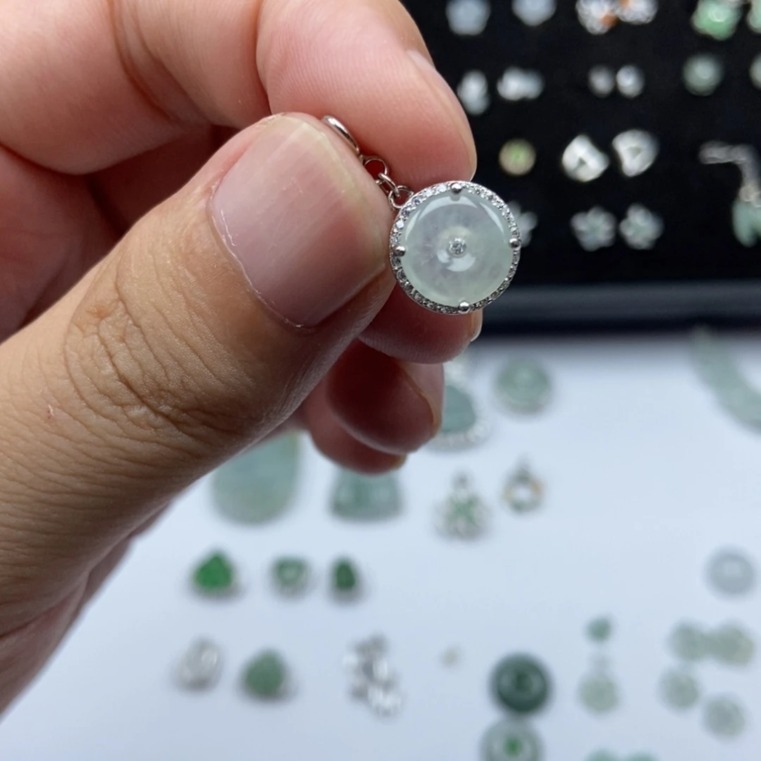 翡翠银S925镶嵌颈饰