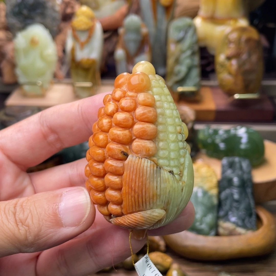 未镶嵌岫玉手把件花玉玉米