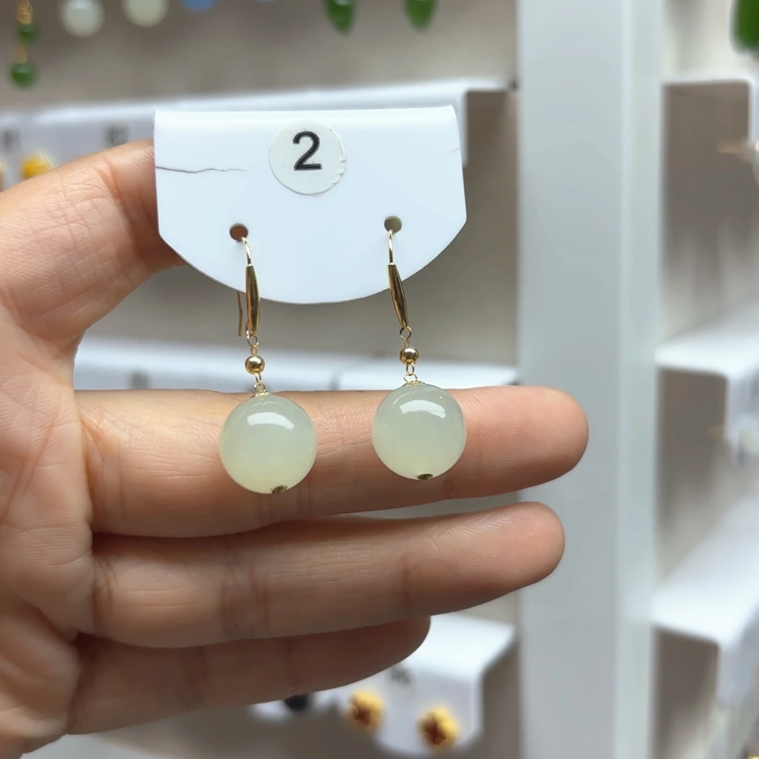 和田玉18K金镶嵌耳饰